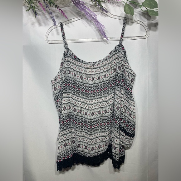 Arizona Jean Co. Juniors Cold Shoulder Top - Picture 3 of 5